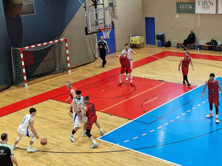 Ο Κύδωνας κράτησε τον ΑΟΚ "ζωντανό" για την τετράδα